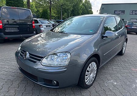 VW Golf Volkswagen V Lim. Tour*Klimaauto*PDC*Tempmat