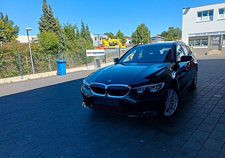 BMW 318d Touring LED PDC NAVI