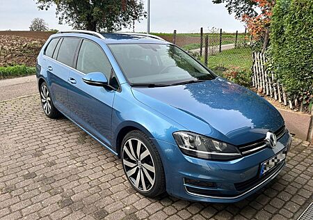 VW Golf Volkswagen 1.4 TSI BMT High Standhzg. Xenon TOP gepfl