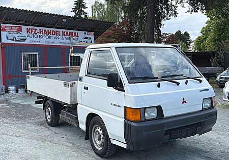 Mitsubishi L300 Oldtimer 1. Hand  2,0 BENZIN.  TÜV NEU