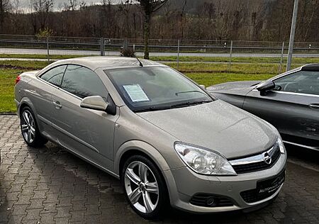 Opel Astra 1.8 ECOTEC Endless Summer Automatik En...