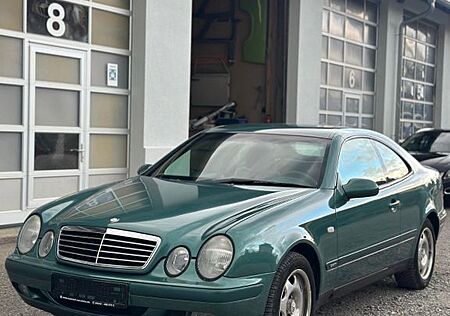 Mercedes-Benz CLK 230 KOMPRESSOR AVANTGARDE Avantgarde