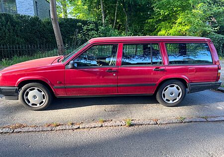 Volvo 945, Kombi, 112 PS, rot, Bj. 1993
