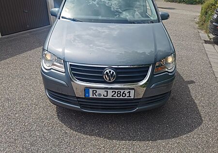 VW Touran Volkswagen 1.9 TDI DPF -