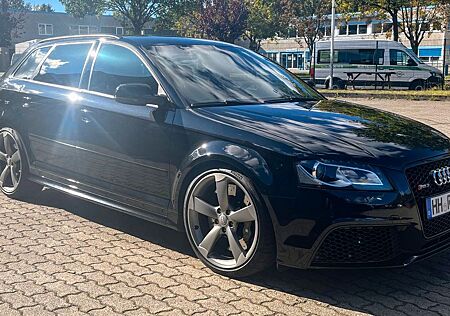 Audi RS3 2.5, LIEBHABER TOP GEPFLEGT, PPH 495PS