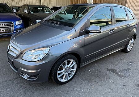 Mercedes-Benz B 180 ,Panoram,6xGang,Teileder,99850KM