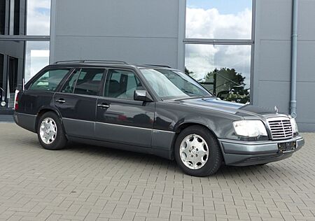 Mercedes-Benz E 320 T
