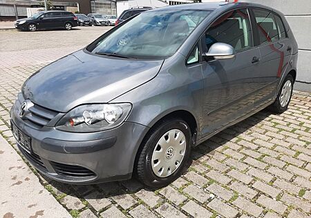 VW Golf Plus Volkswagen 1.6 FSI / Anhängerkupplung/ TÜV-AU NEU