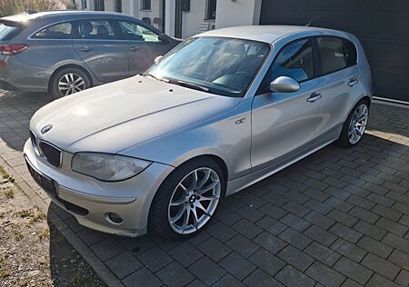 BMW 118i -