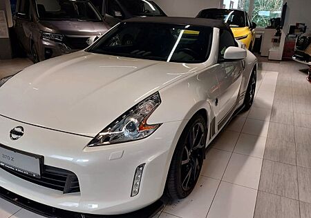Nissan 370Z 370 Z Roadster Pack +