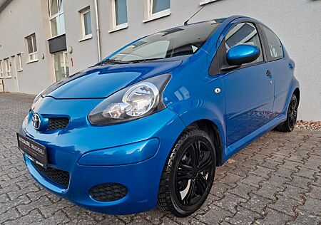Toyota Aygo (X) Aygo 1.0 5-TÜRIG TÜV 06/26 KLIMA EFH PDC FSE ZV