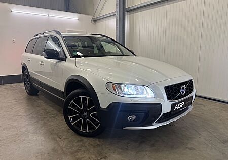 Volvo XC 70 XC70 Linje Svart AWD*Crystal-Weiß*Design*