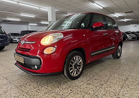 Fiat 500L Lounge//Tüv 06/26//NAVI//TEMPOM.