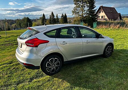 Ford Focus 1,0 EcoBoost 92kW Cool & Connect Cool ...