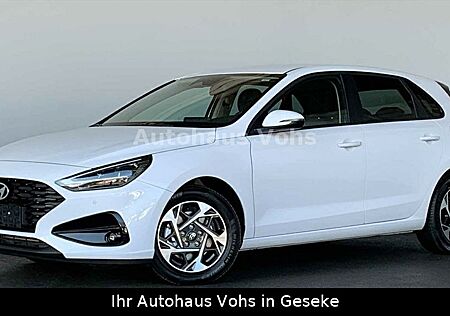 Hyundai i30 Hatchback Family|LHZ|SHZ|LED|Navi|R-Kamera|