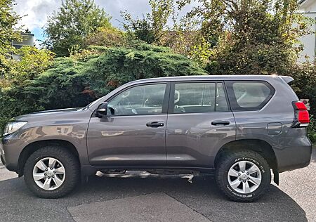 Toyota Land Cruiser 2.8 D-4D Automatik -