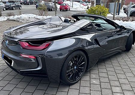 BMW i8 Roadster -