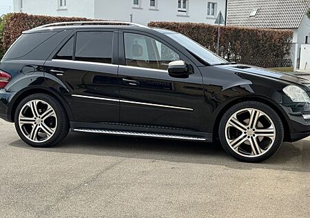 Mercedes-Benz ML 320 CDI 4MATIC -