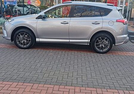 Toyota RAV 4 HYBRID-LPG 2016, exklusive Ausstatt
