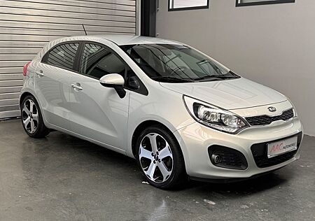 Kia Rio Spirit/KeyLess/Navi/AHK/Cam/KeyLess