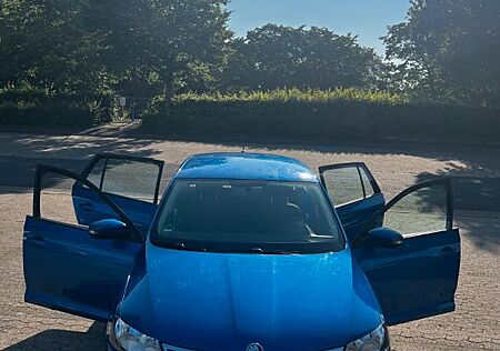 Skoda Rapid 1.0 TSI Active Spaceback Active