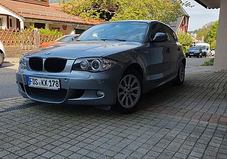 BMW 120i M-PACKET Vollaustattung