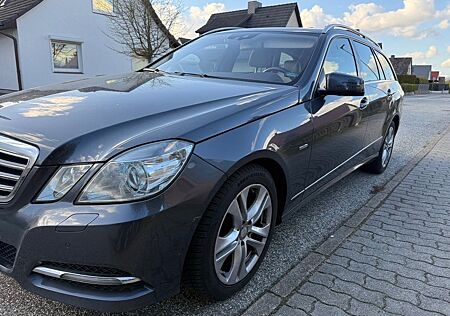 Mercedes-Benz E 350 BlueTEC T AVANTGARDE Autom. AVANTGARDE