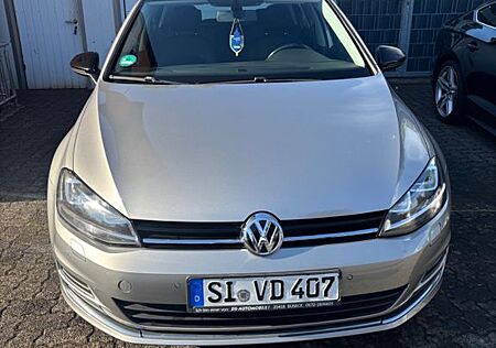 VW Golf Volkswagen 2.0 TDI BMT Highline Highline