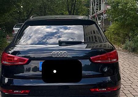 Audi Q3 2.0 TDI -