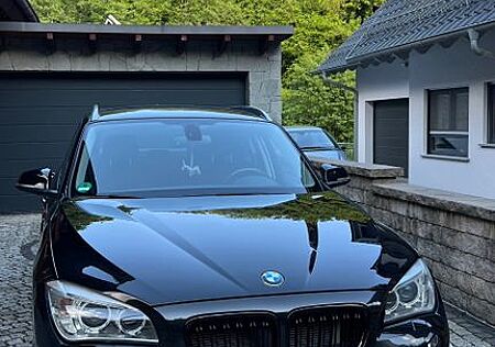 BMW X1 xDrive18d