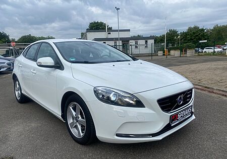 Volvo V40 You! Bi-Xenon PDC Tempomat Zusatzheizung