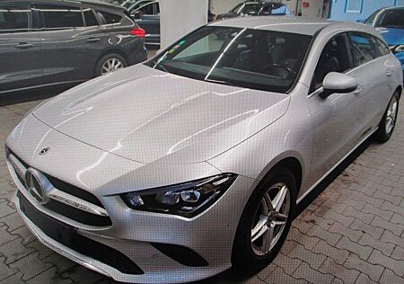 Mercedes-Benz CLA 200 Shooting Brake +LED Sch.+NAVI+KEYLESS GO