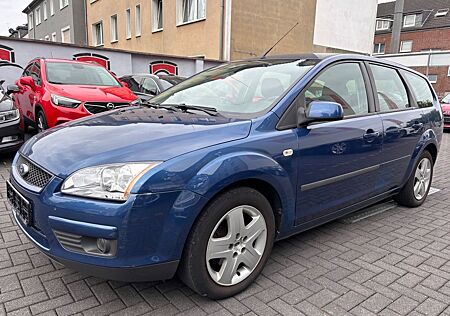 Ford Focus 1,6 Ambiente Ambiente