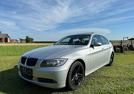 BMW 330i - top gepflegt, mit neuem TÜV