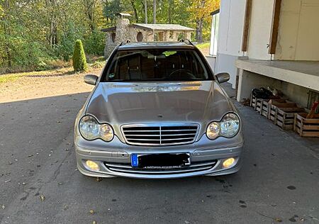 Mercedes-Benz C 200 KOMPRESSOR T AVANTGARDE Avantgarde