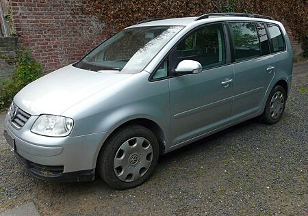 VW Touran Volkswagen 1.9 TDI Silver Star 6 Gang HU Neu