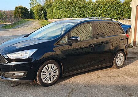 Ford Grand C-Max 1,5TDCi 88kW PowerShift Business...