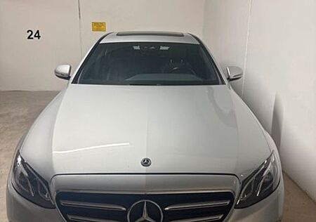 Mercedes-Benz E 300 de Avantgarde Plugin Hybrid