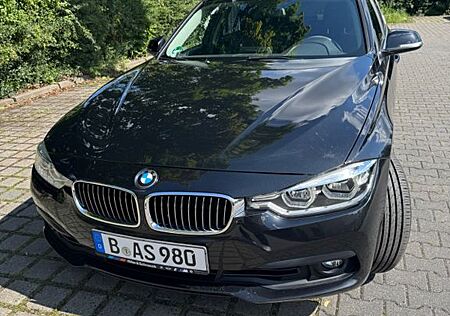 BMW 318i -