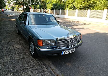 Mercedes-Benz 300
