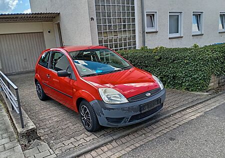 Ford Fiesta TÜV NEU