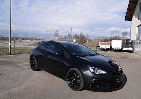 Opel Astra 2.0 Turbo 206kW OPC S/S OPC