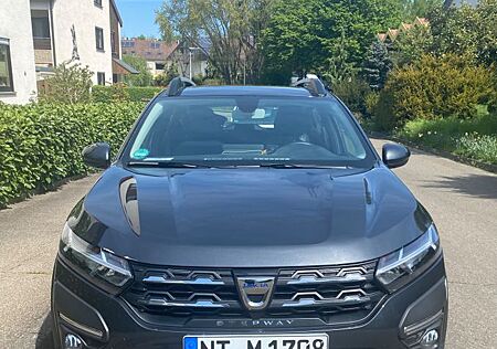 Dacia Sandero TCe 100 Stepway Expression mit AHK