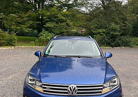 VW Touareg Volkswagen 3.0 V6 TDI SCR Tiptronic BMT BlueMot...