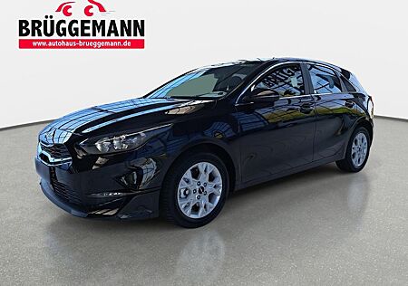 Kia Cee'd CEED 1.5 T-GDI DCT7 ULTIMATE EDITION MJ25
