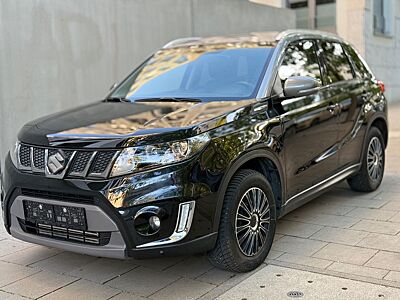 Suzuki Vitara 1.6 DDiS Comfort+ 4x4 Luxus Leder Panoram