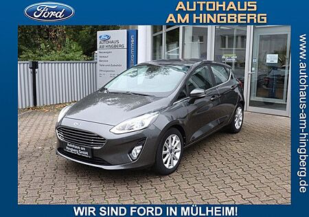 Ford Fiesta Titanium 1,1 63kW S/S PPS hinten*Winter*