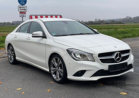 Mercedes-Benz CLA 200 Automatik Xenon Leder Navi Kamera SH