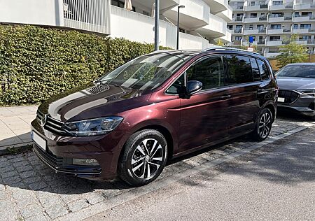 VW Touran Volkswagen 1.6 TDI SCR IQ.DRIVE IQ.DRIVE