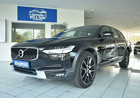 Volvo V90 Cross Country Pro AWD B&W Massage Pano VOLL